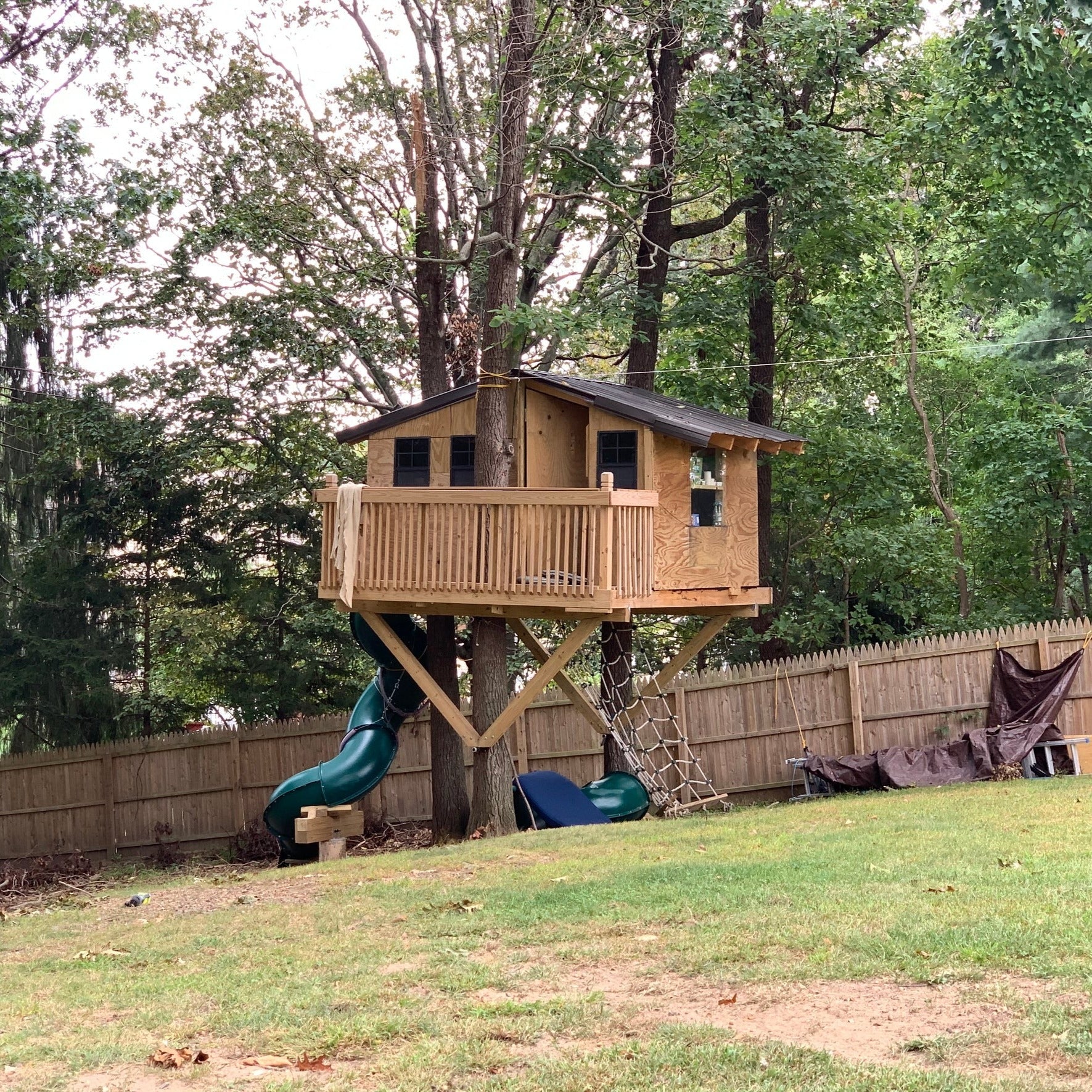 THE TAHOE © : Wraparound 2 Tree Rectangular Treehouse Plan