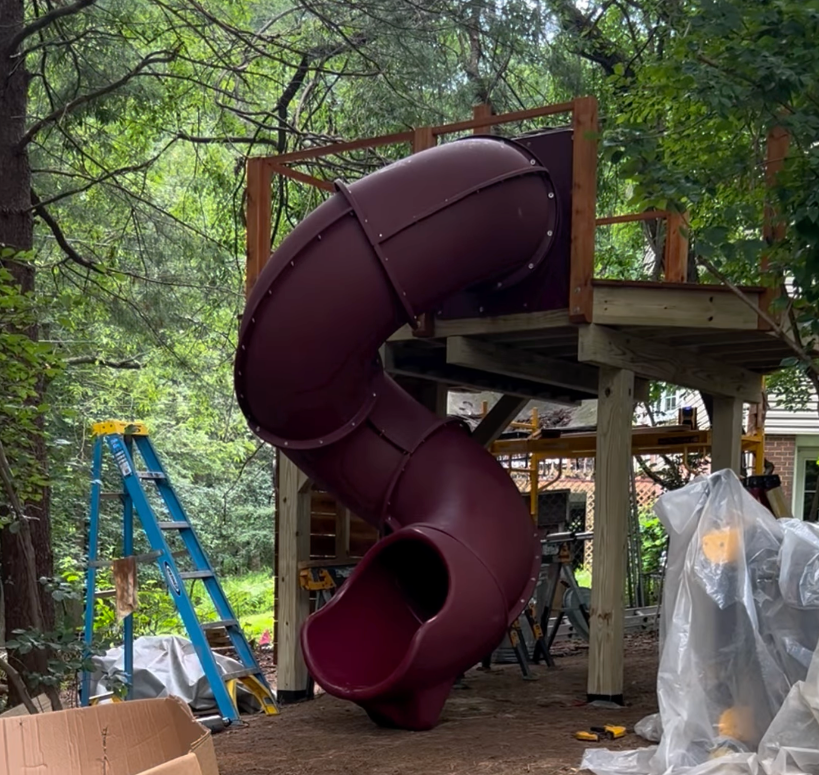 The Turbo Twister - Spiral Treehouse Slide