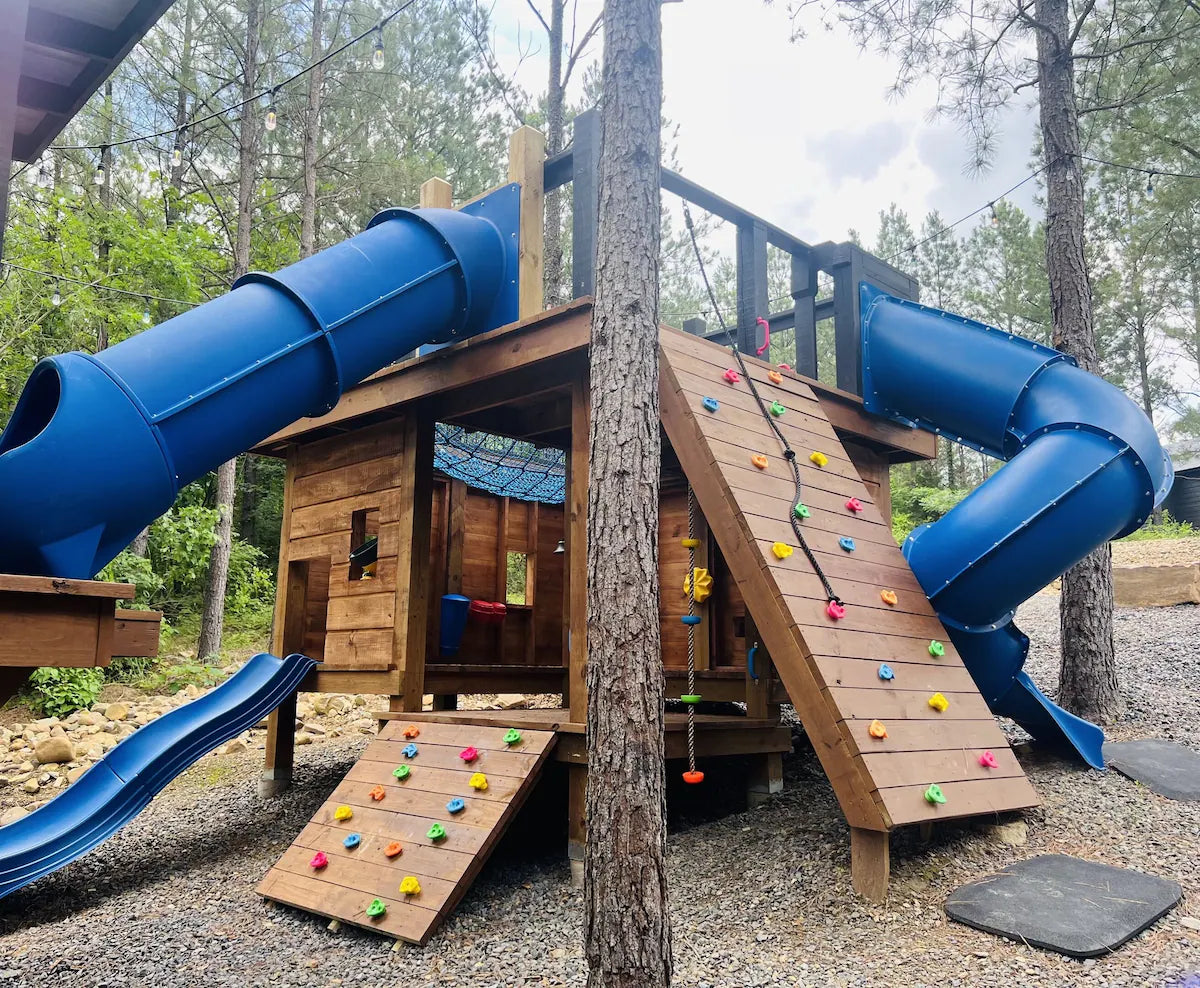 The Turbo Twister - Spiral Treehouse Slide